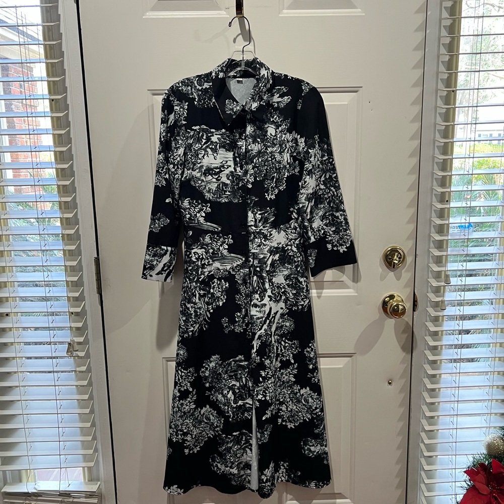 SHEIN Black and White Floral Long Sleeve Dress